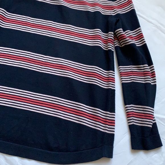 🌟Tommy Hilfiger Stripped Sweater🌟 - Picture 11 of 11